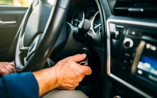 دید و بازدید خودرو در روزهای برفی | مزدا شاپ